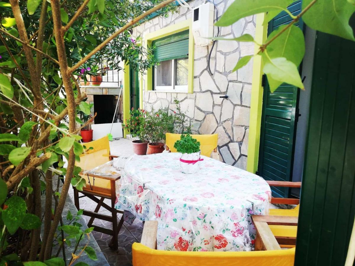Vasiliki Studios เปตรา ภายนอก รูปภาพ